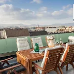 Apartmán Centropolitan Penthouse With Jaccuzzi- 2 Free Parking- Self Check-in *
