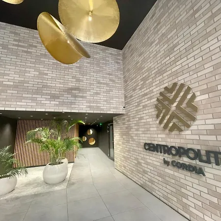 Centropolitan Penthouse I Jacuzzi I 2 Free Parking I Self Check-in Apartmán